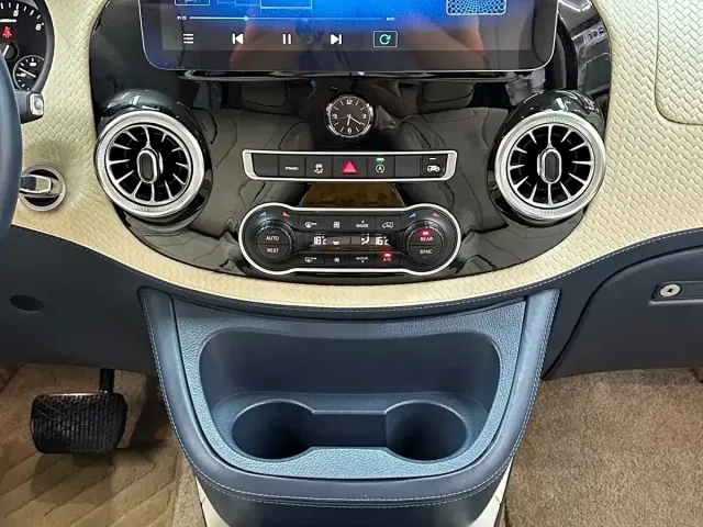 Mercedes-Benz Vito — Фото автомобиля 13