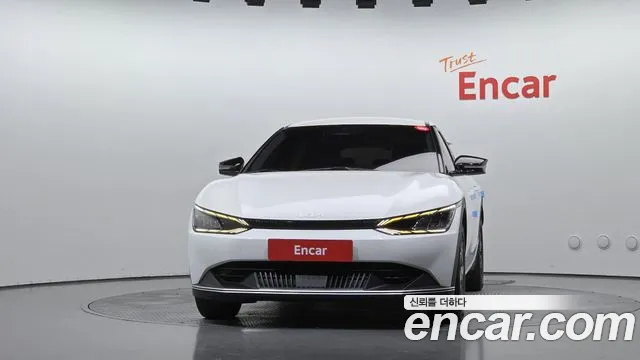 Kia EV6 — Фото автомобиля 3