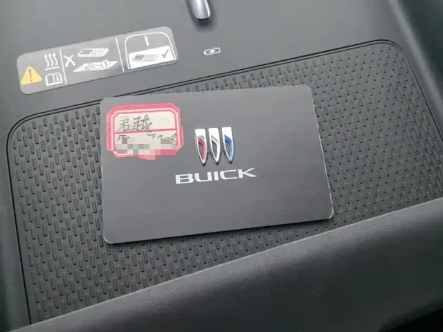 Buick LaCrosse — Фото автомобиля 8