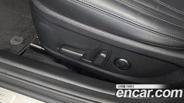 Hyundai Grandeur New — Фото автомобиля 23