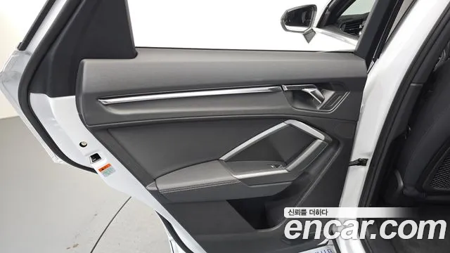 Audi Q3 40 TFSI quattro Premium Sportback — Фото автомобиля 21