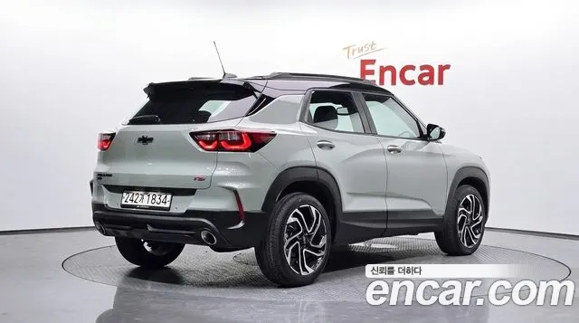 Chevrolet Trailblazer New — Фото автомобиля 2