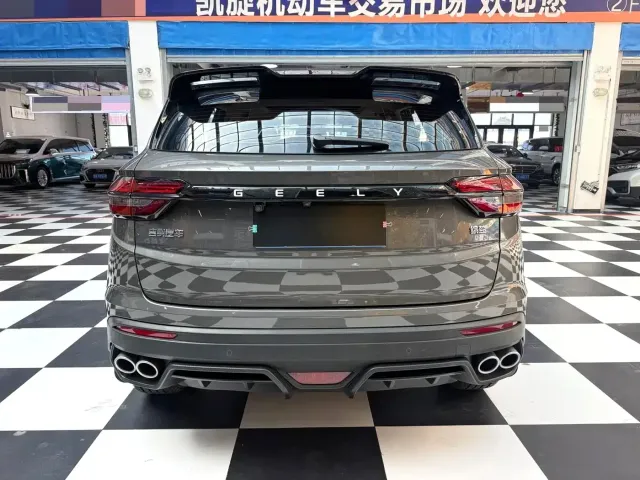 Geely Binyue 2021 1.4T DCT Diamond Edition — Фото автомобиля 17