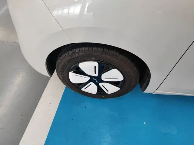 Wuling Hongguang Mini EV — Фото автомобиля 22