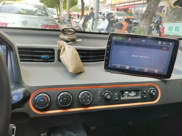 Wuling Hongguang Mini EV — Фото автомобиля 9