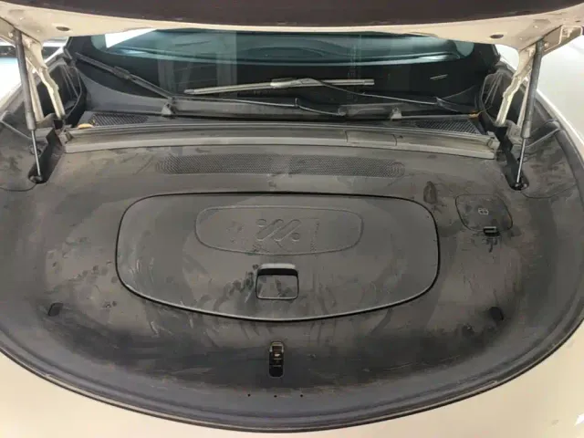 IM Motors LS6 — Фото автомобиля 19