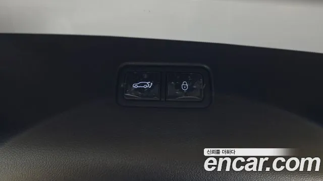 Genesis GV70 — Фото автомобиля 24