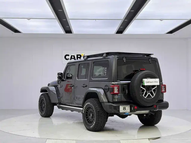Jeep Wrangler 4xe — Фото автомобиля 3