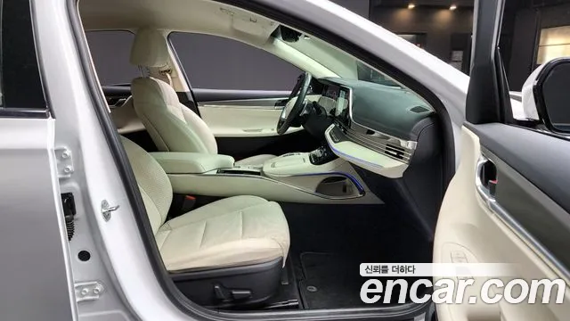 Hyundai Grandeur Новый Grandeur IG — Фото автомобиля 26