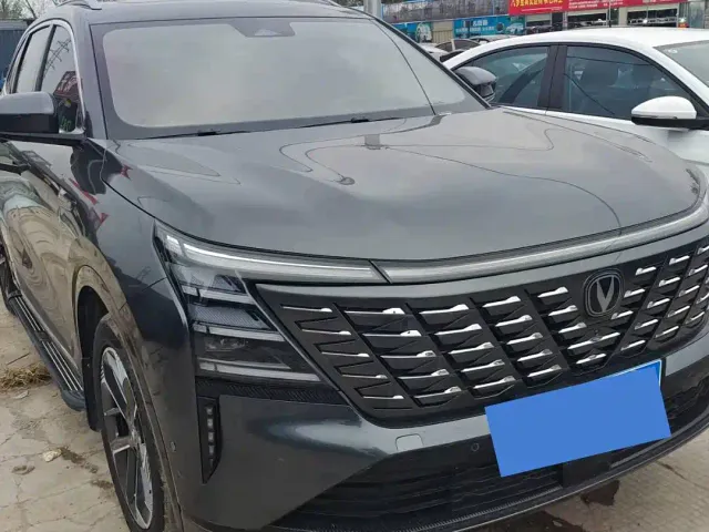 Фотография автомобиля — Changan CS75 Plus