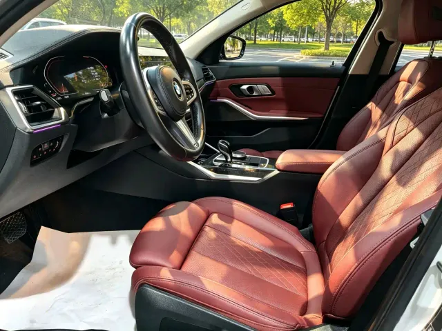 BMW 3 Series — Фото автомобиля 8