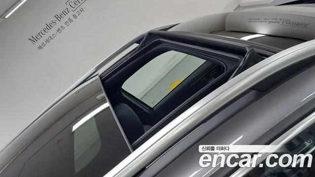 Mercedes-Benz EQB — Фото автомобиля 12