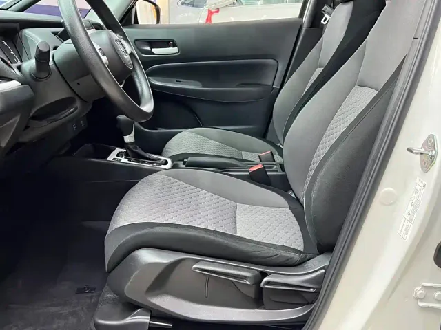 Honda Fit — Фото автомобиля 12
