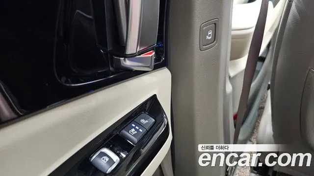 Kia Canival Carnival 4 поколение Бензин 7 мест Hi-Limousine — Фото автомобиля 18