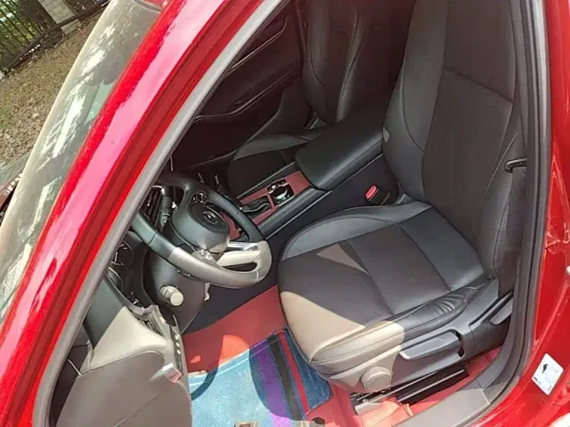 Mazda Axela — Фото автомобиля 14