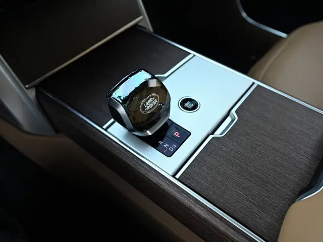 Land Rover Range Rover — Фото автомобиля 11