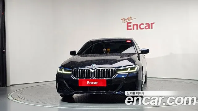 BMW 5-Series — Фото автомобиля 3