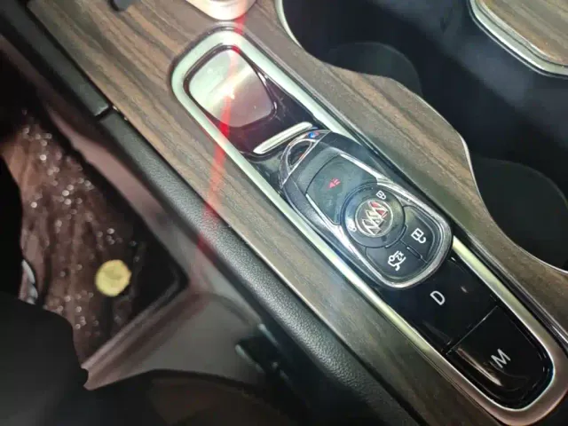 Buick Regal — Фото автомобиля 8