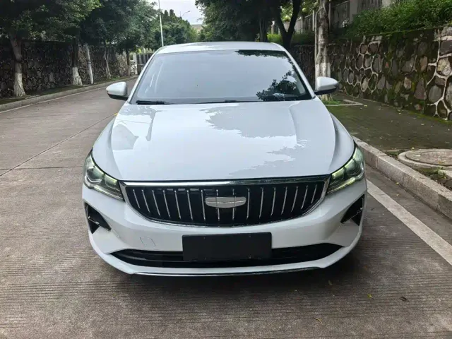 Geely Emgrand — Фото автомобиля 2