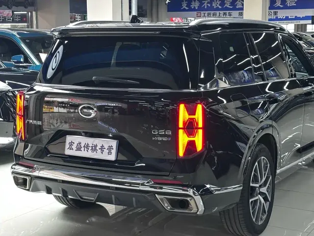 GAC Trumpchi GS8 — Фото автомобиля 9