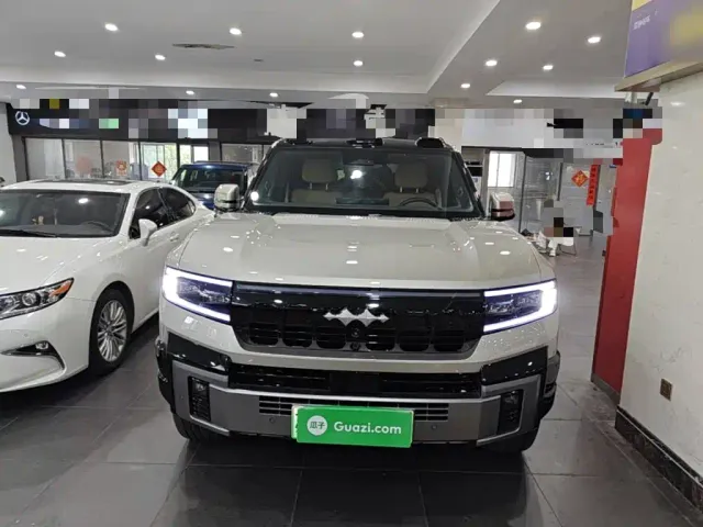 BYD FangChengBao Leopard 8 — Фото автомобиля 2