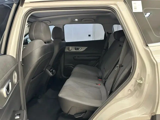 Chery Fengyun T8 — Фото автомобиля 6