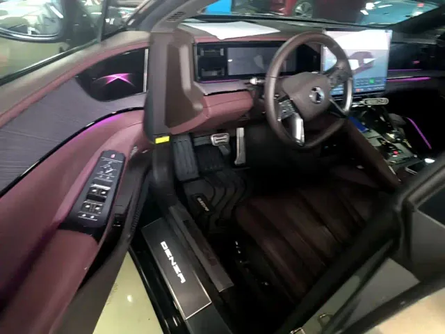 Denza Z9GT — Фото автомобиля 15