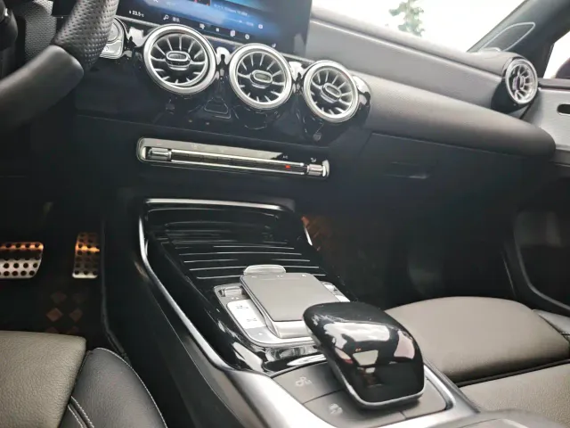 Mercedes-Benz A-Class AMG — Фото автомобиля 13