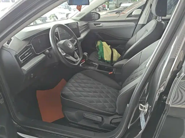 Volkswagen Sagitar — Фото автомобиля 14