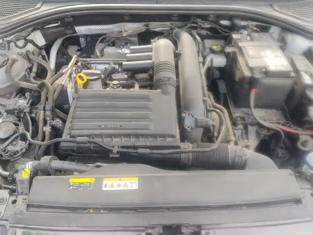 Volkswagen Sagitar — Фото автомобиля 10