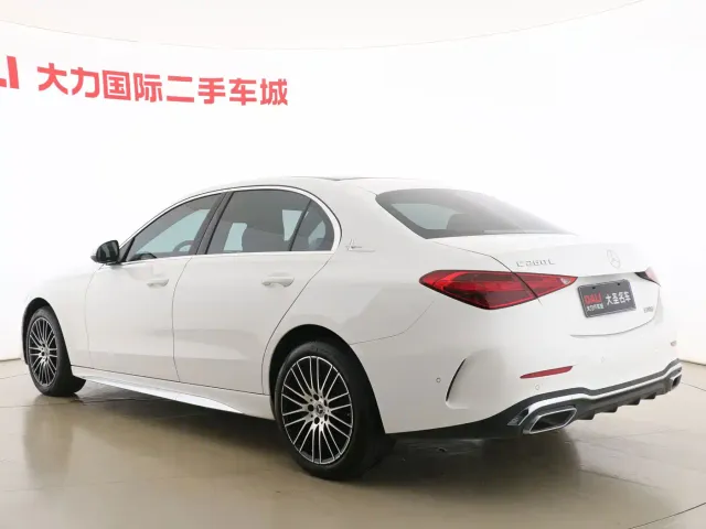 Mercedes-Benz C-Class — Фото автомобиля 16