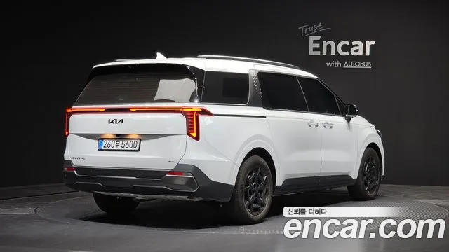 Kia Carnival 4th Gen — Фото автомобиля 2