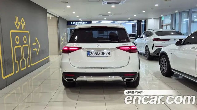Mercedes-Benz GLE-Class — Фото автомобиля 4