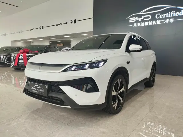 Фотография автомобиля — BYD Song Pro