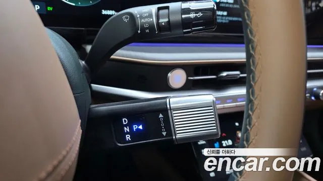 Hyundai Grandeur GN7 — Фото автомобиля 9