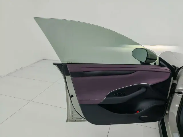 Xiaomi SU7 — Фото автомобиля 10