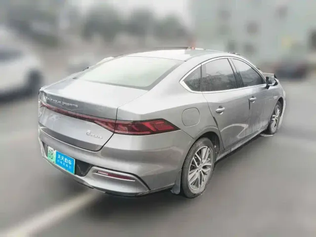 BYD Qin PLUS — Фото автомобиля 5