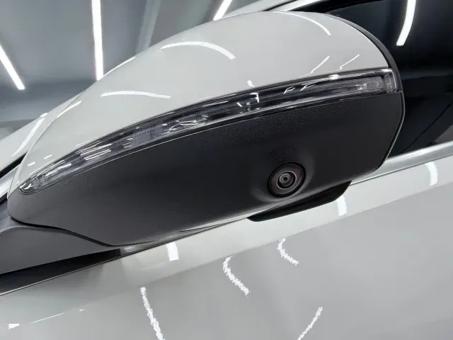 Mercedes-Benz C-Class — Фото автомобиля 3