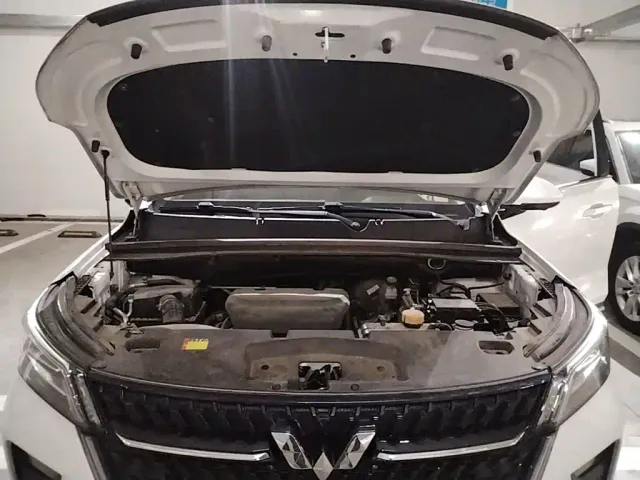 Wuling Asta — Фото автомобиля 19