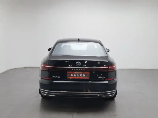 Volkswagen Passat — Фото автомобиля 4