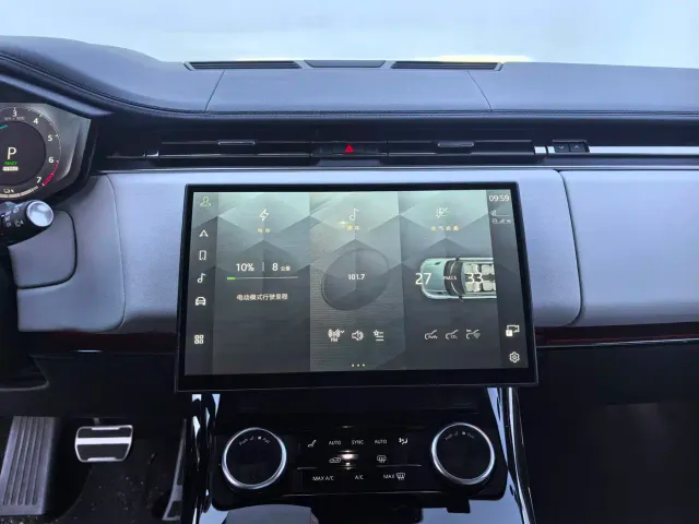 Land Rover Range Rover Sport — Фото автомобиля 12