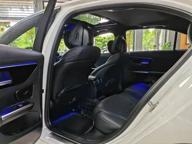 Mercedes-Benz C-Class — Фото автомобиля 5