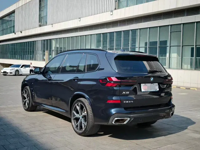BMW X5 — Фото автомобиля 7