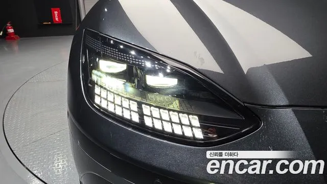 Hyundai Ioniq6 Long Range AWD — Фото автомобиля 19