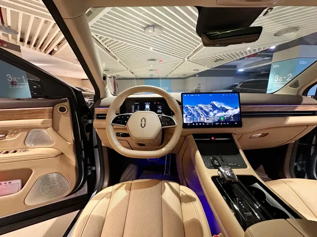 Aito M7 — Фото автомобиля 15