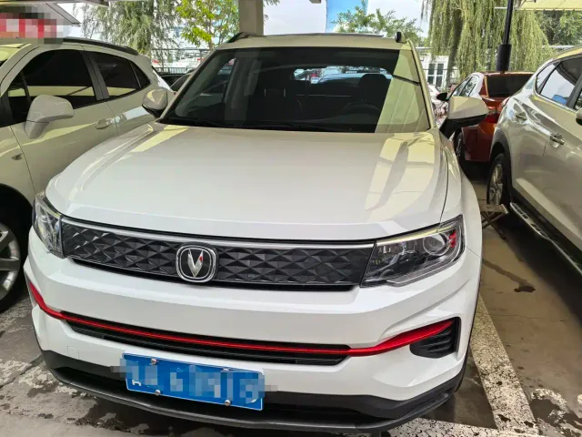 Changan Changan CS35 PLUS 2022 1.6L Manual Luxury Edition — Фото автомобиля 2