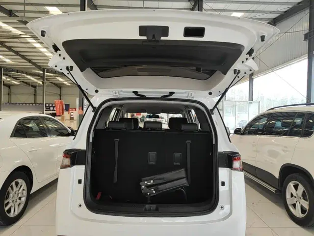 Wuling Motors Wuling Jiachen 2022 1.5L Manual Joy Elite — Фото автомобиля 18