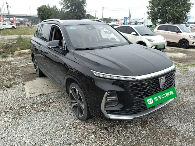 Roewe RX5 Max — Фото автомобиля 3