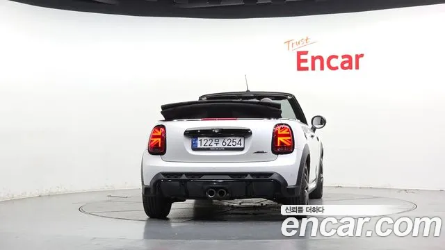 MINI Cooper Convertible — Фото автомобиля 4