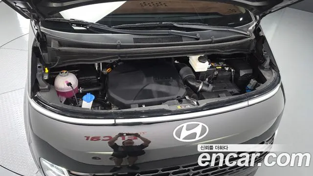 Hyundai Staria Staria 4WD Tourer 9 мест — Фото автомобиля 6
